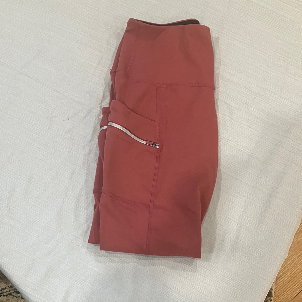 Women's pink Leggings with Pockets and zipper